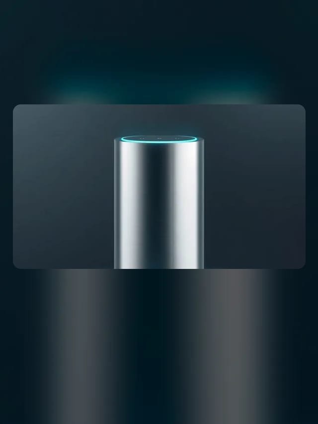 Bocina inteligente cilíndrica de metal cepillado con un anillo de luz cian arriba
