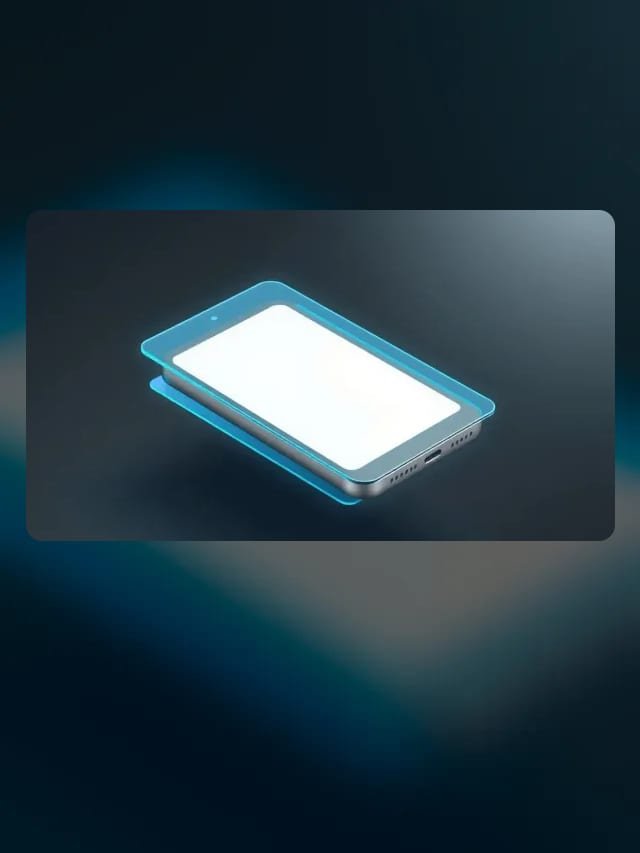 Smartphone con pantalla en blanco brillante y paneles de vidrio translúcidos flotando alrededor